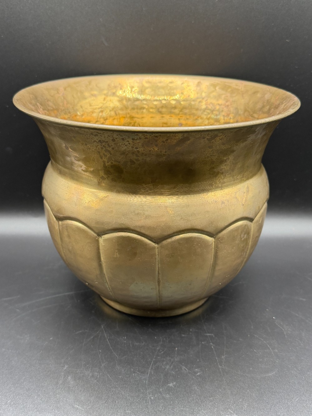 Vintage Mid-Century Hammered Brass Scalloped Jardinière Planter Pot