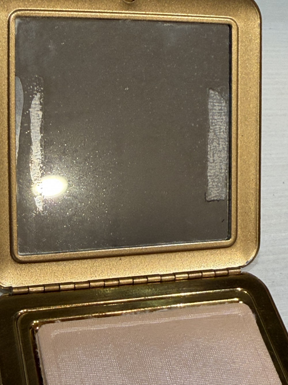 Vintage Fifth Avenue Compact