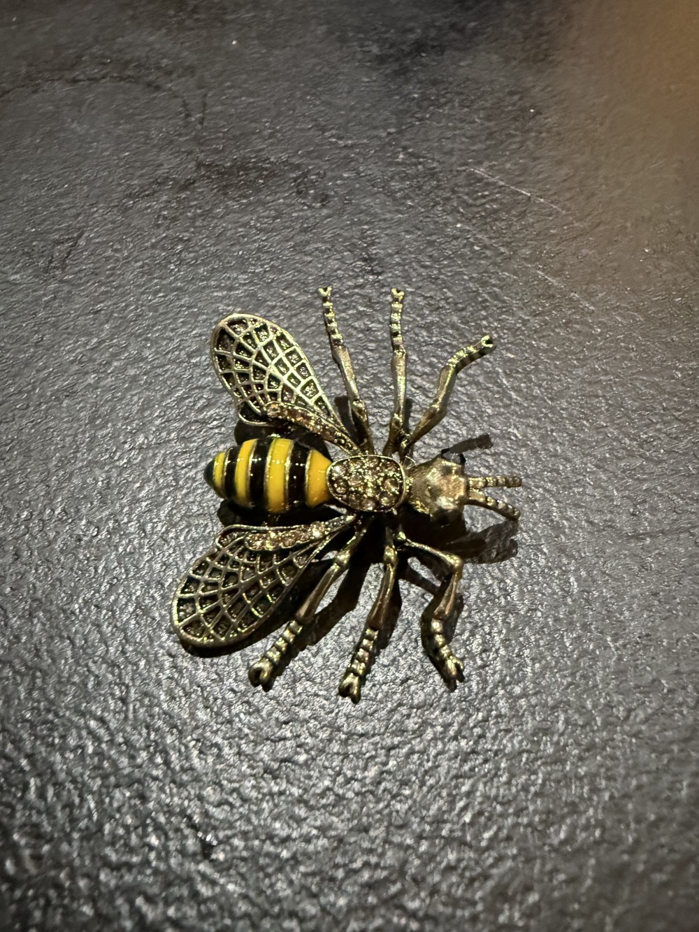 Brooch Pin - Wasp in Antique Gold