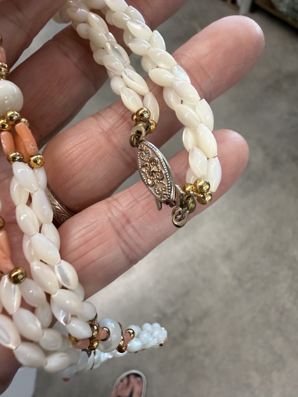 VIntage 1960s Shell and Corral Necklace