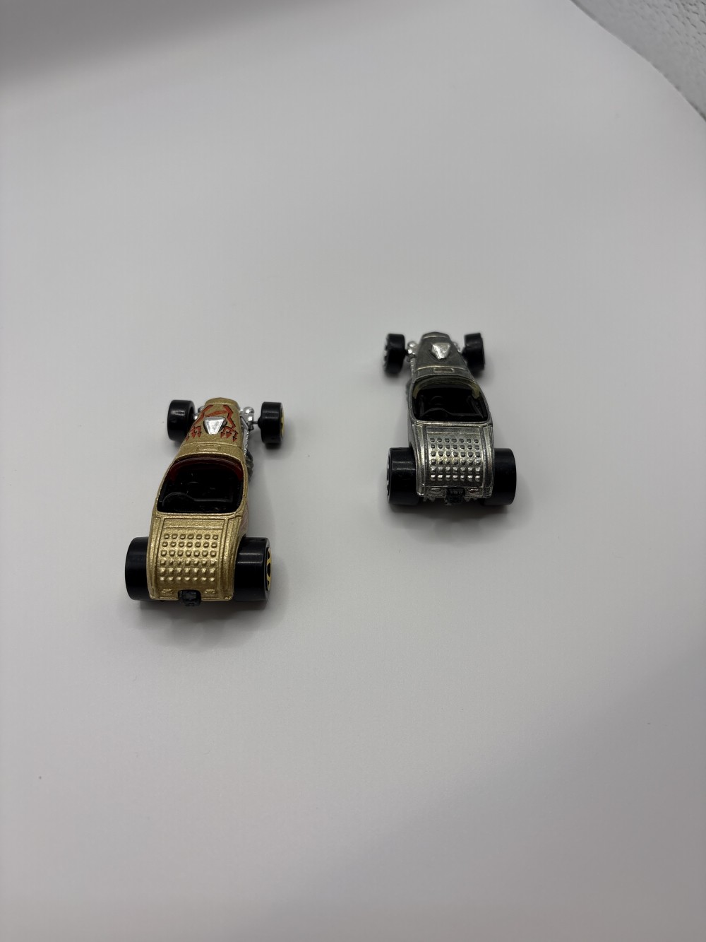 Hot Wheels Vtg Deuce Roadster (2)