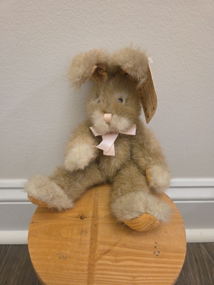 VTG Russ Berrie Hopscotch Bunny