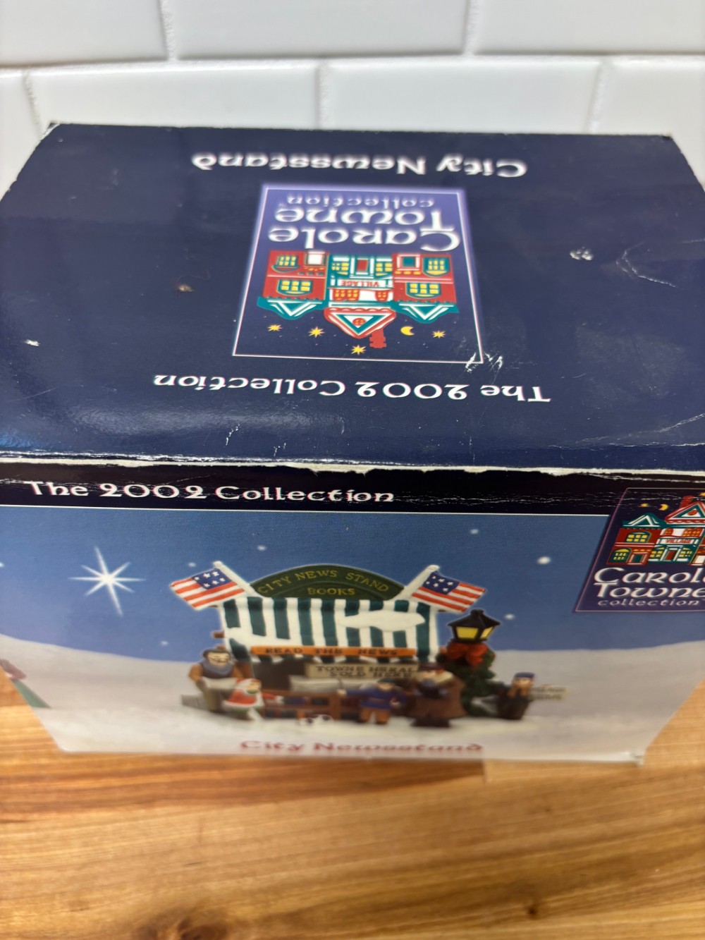 City Newsstand 2002 Christmas Village Accessory Lemax Carole Towne
