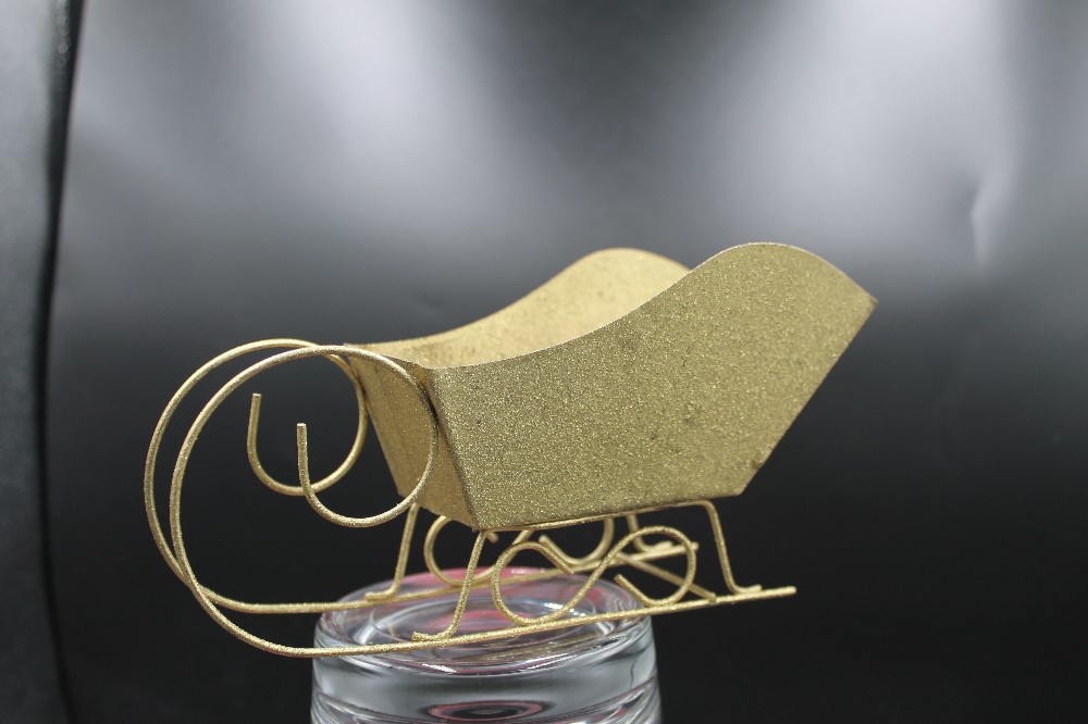Gold glitter metal sleigh/ornaments