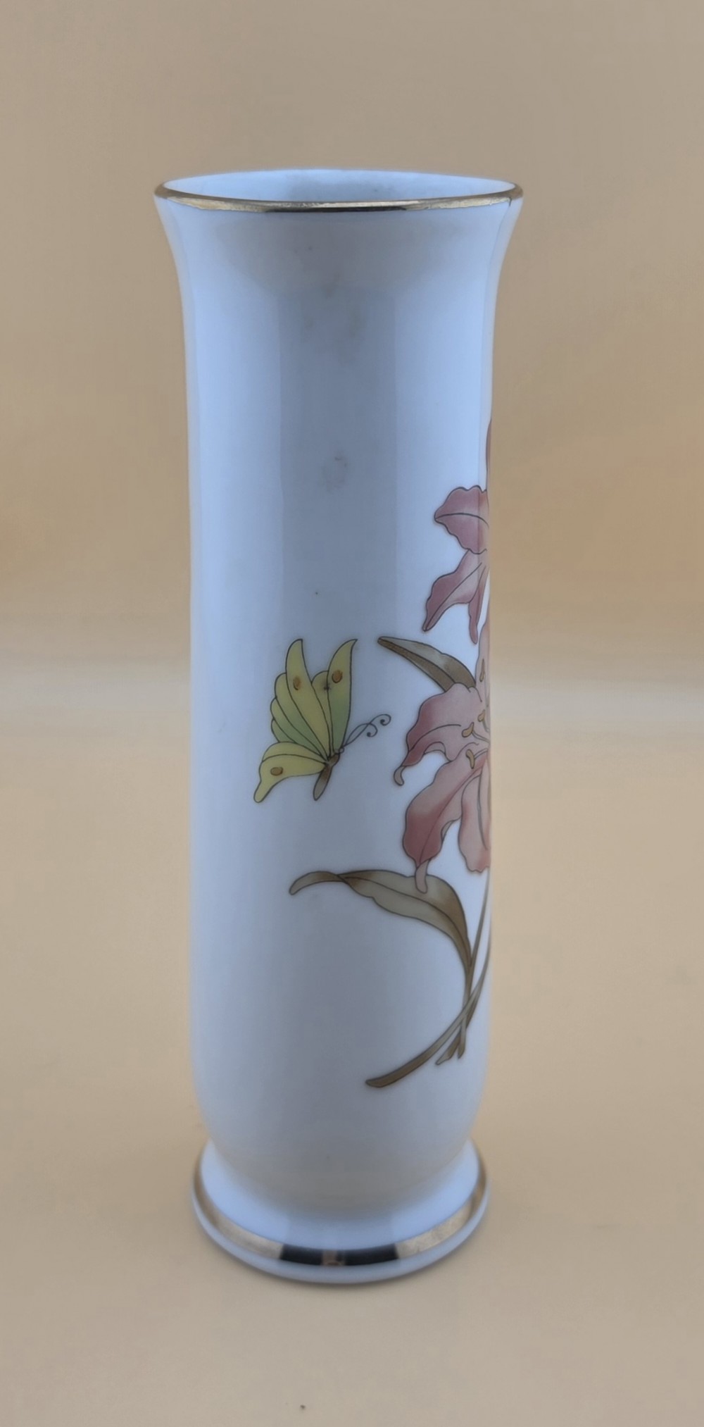VTG Japanese Bud Vase Butterfly and Lillies