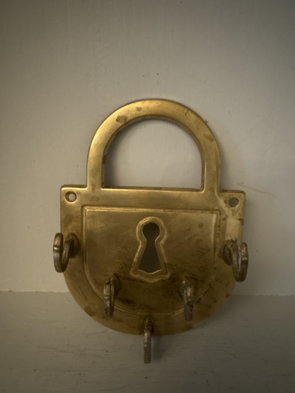 Vtg 1970's Wall Mount Keyholder 5 Hook Padlock Design  Made In Italy