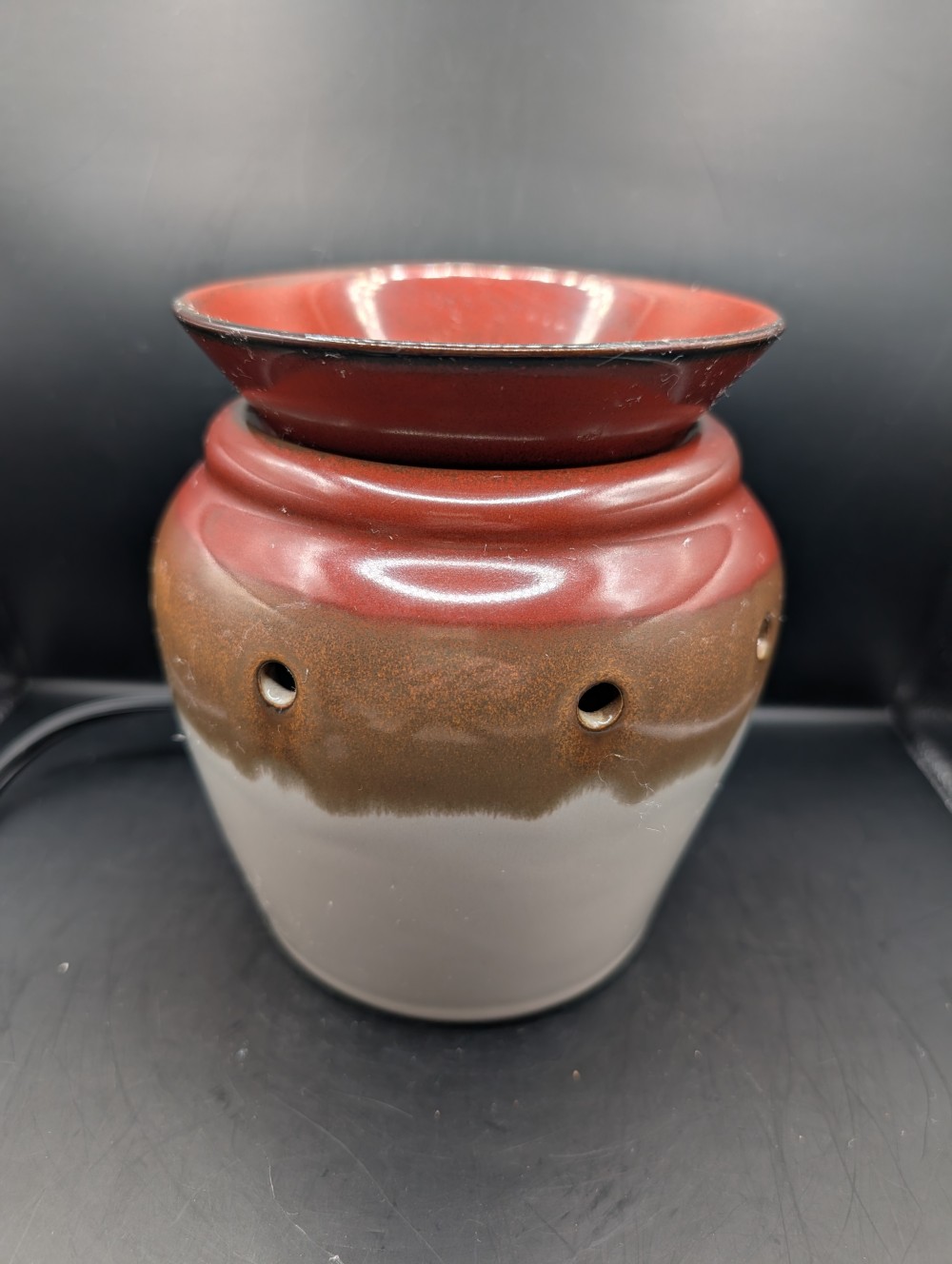 Retired vtg Scentsy Delta, tested
