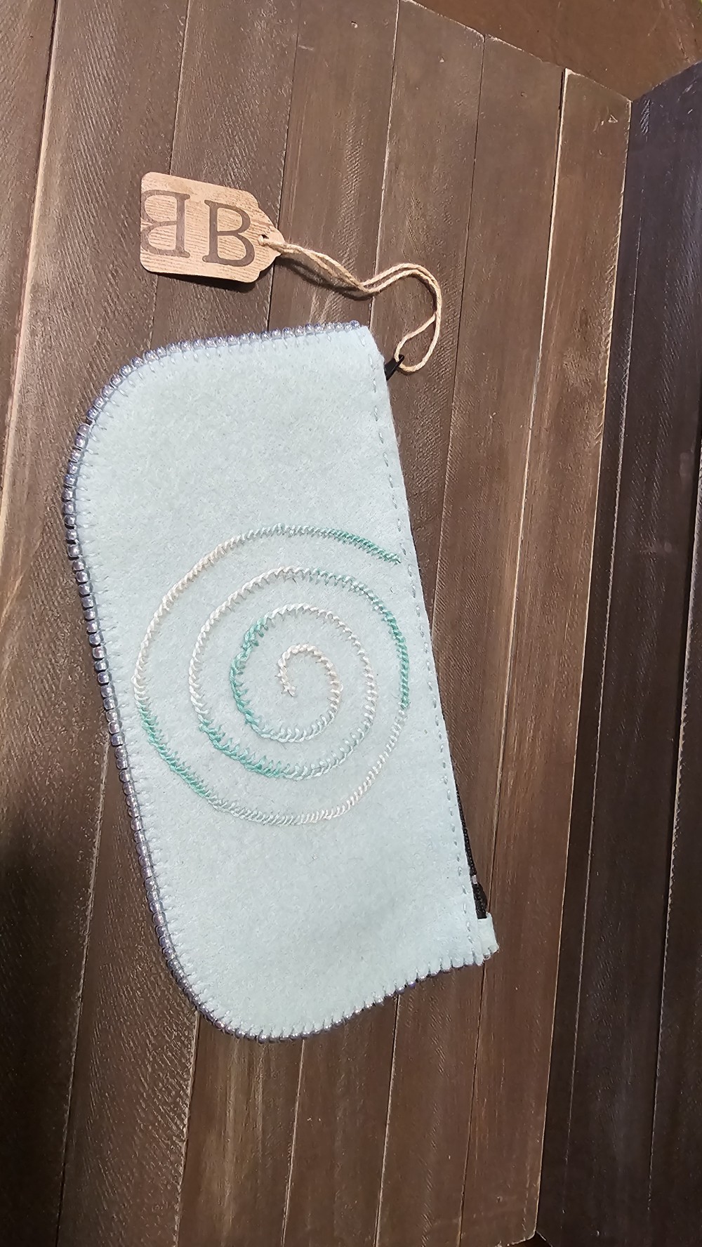 Turq. Beaded change purse