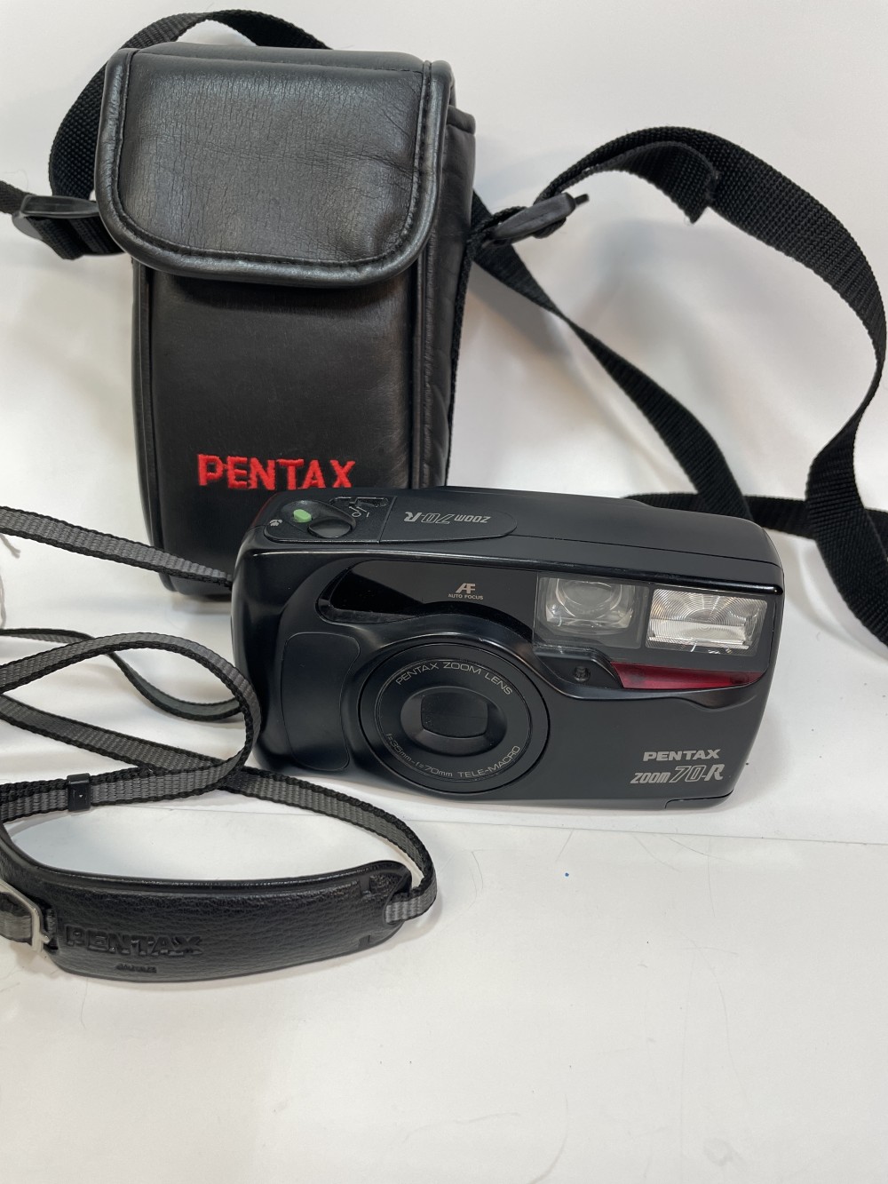 Pentax Zoom 70-R with Case