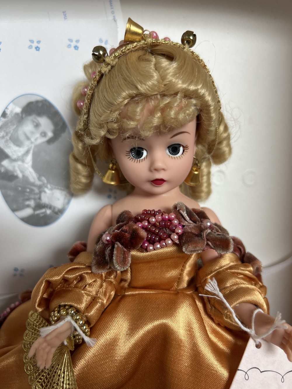Madame Alexander 10” Belle Watling 2001
