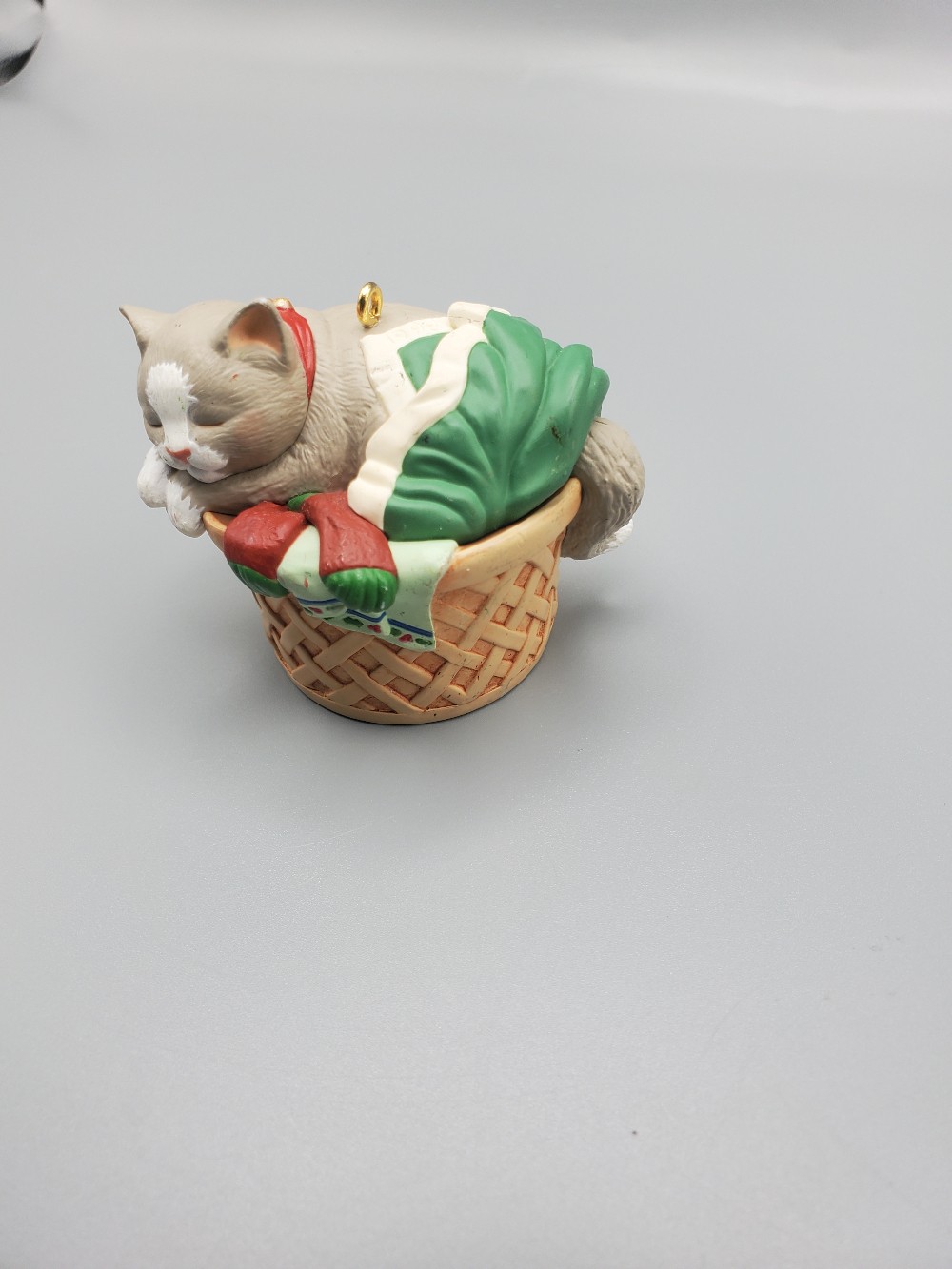 Hallmark Ornament 199 Cat Naps Number 5 Gray Cat