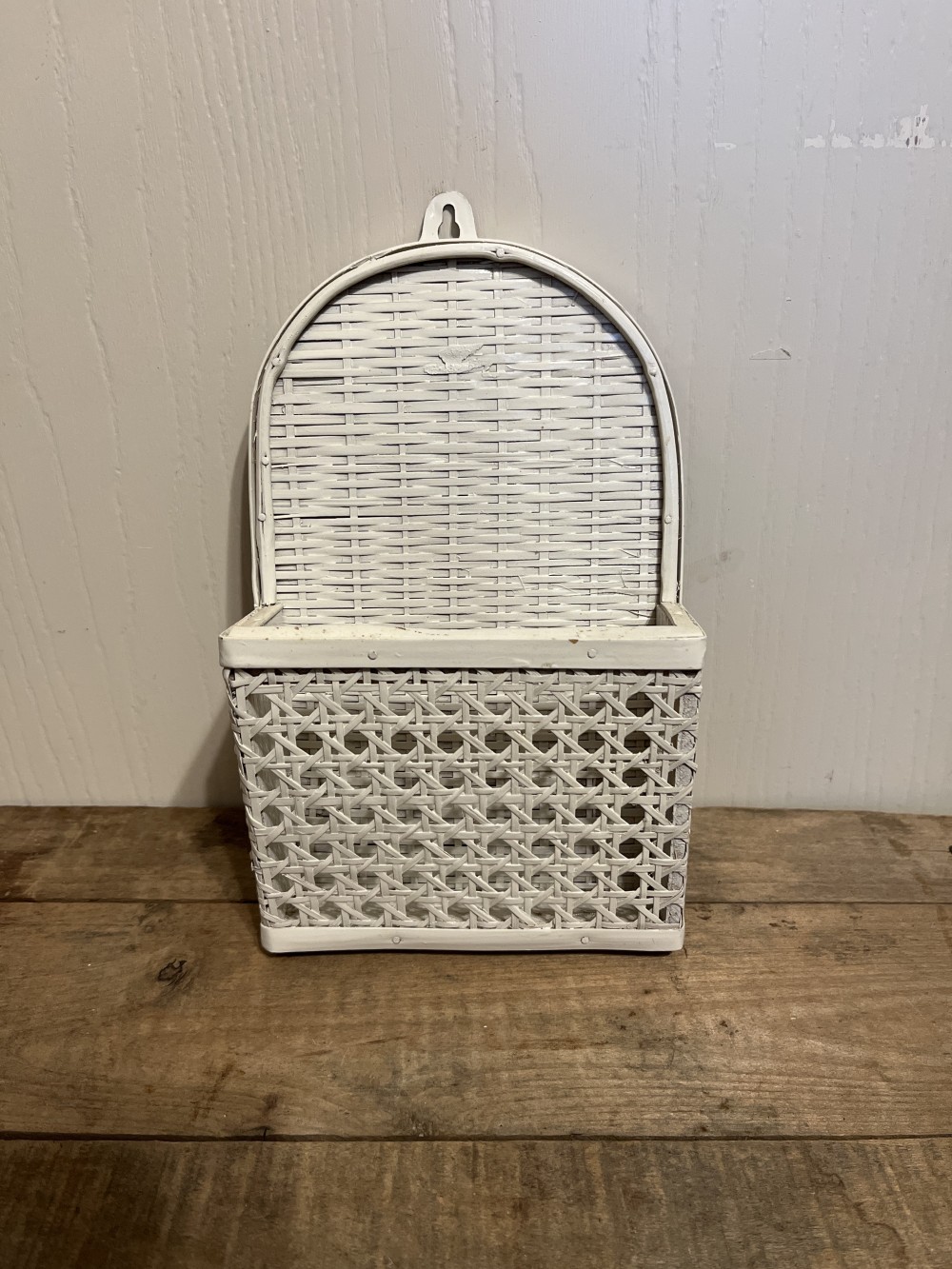 Vtg white wicker wall pocket - Rare