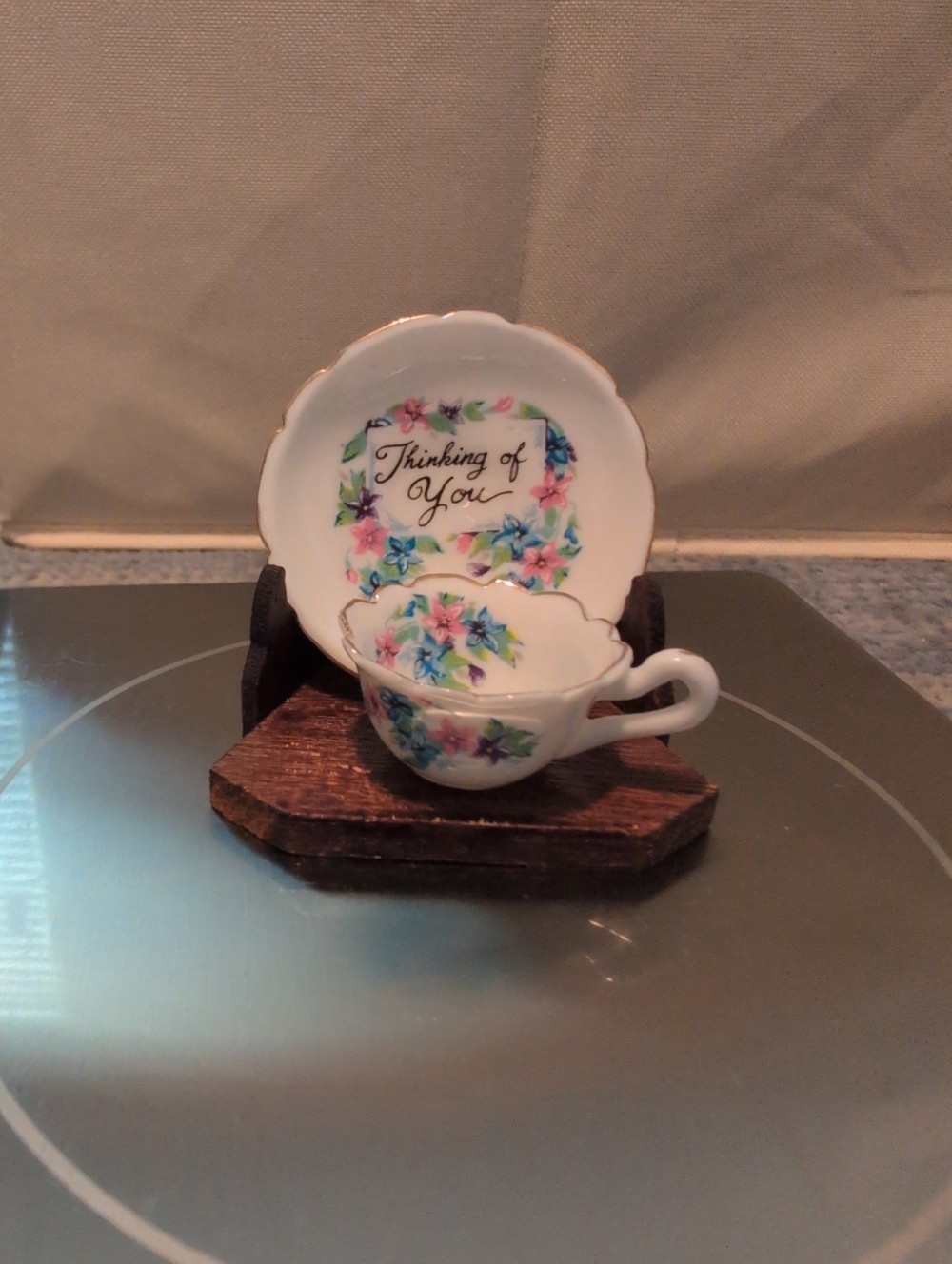 Mini teacup & saucer with stand
