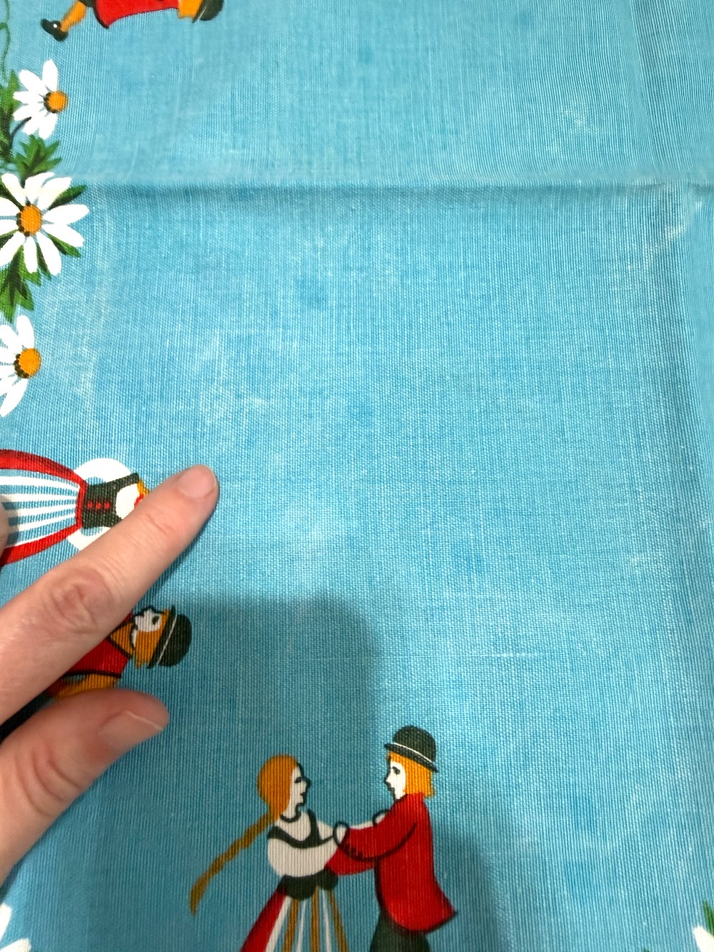 Folk Dancers 19 inch napkin