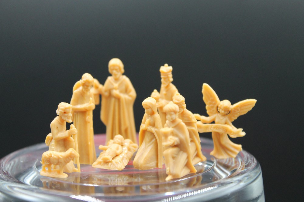 Vtg mid-century 10pc micro-miniature nativity