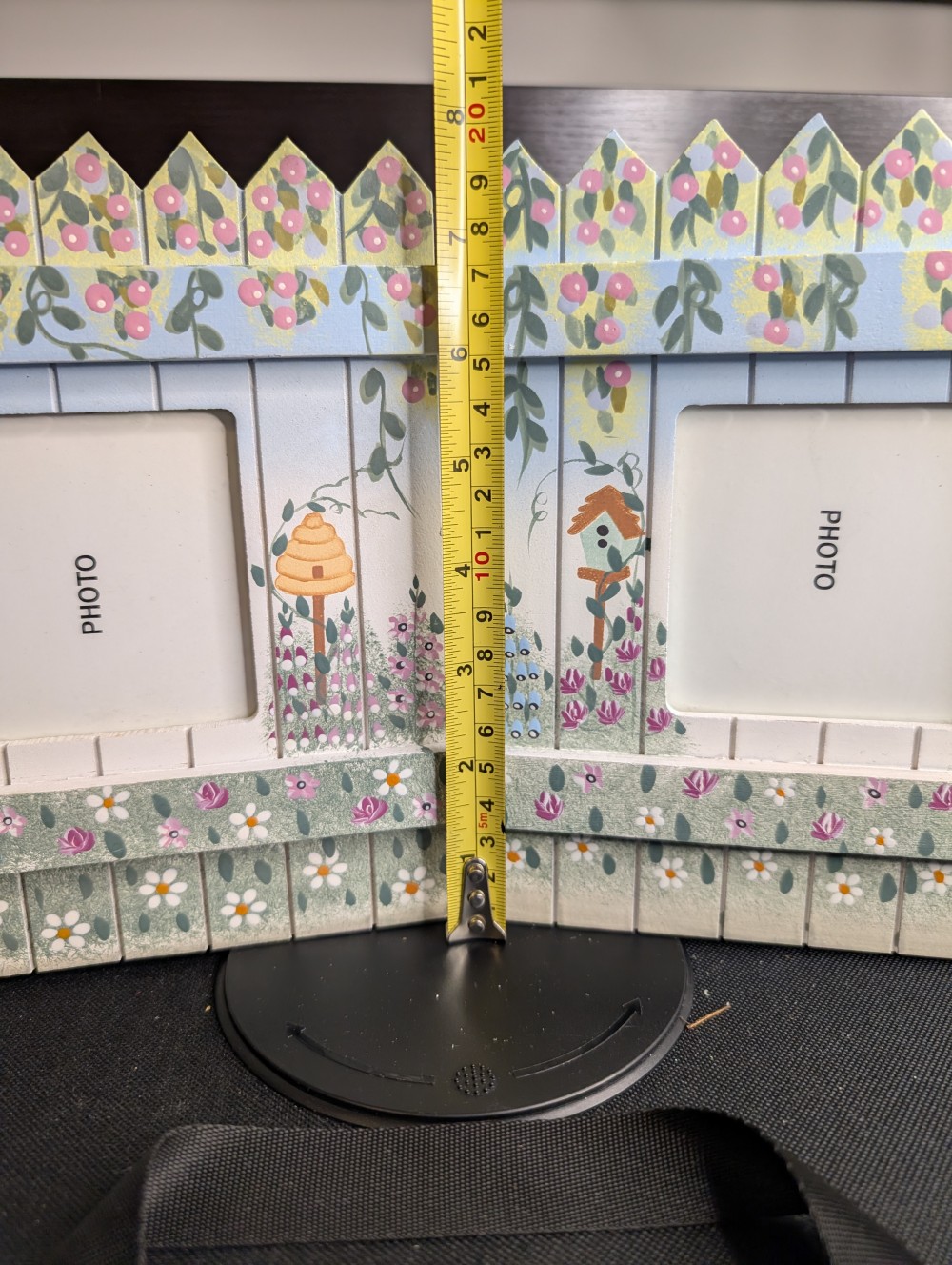 Garden fence double photo frame