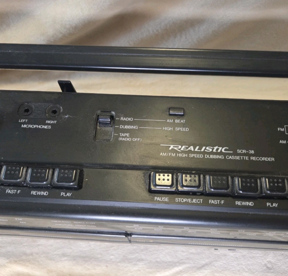 VTG Realistic SCR-8 AM/FM Cassette Player-As Is