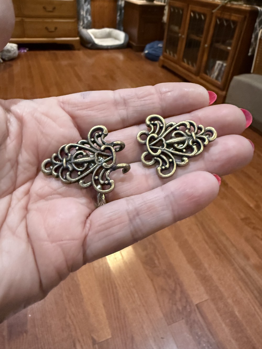 Sweater Clip, Cloak Clip, Dress Clip: Filigree Triangle