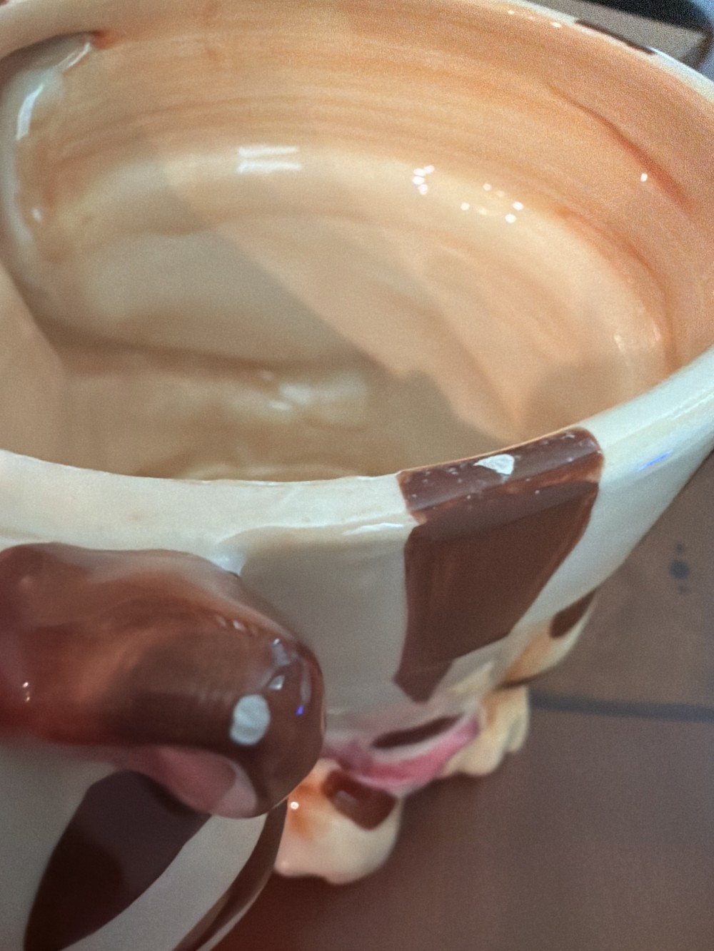 Vintage Ceramic Cat Planter / Cachepot