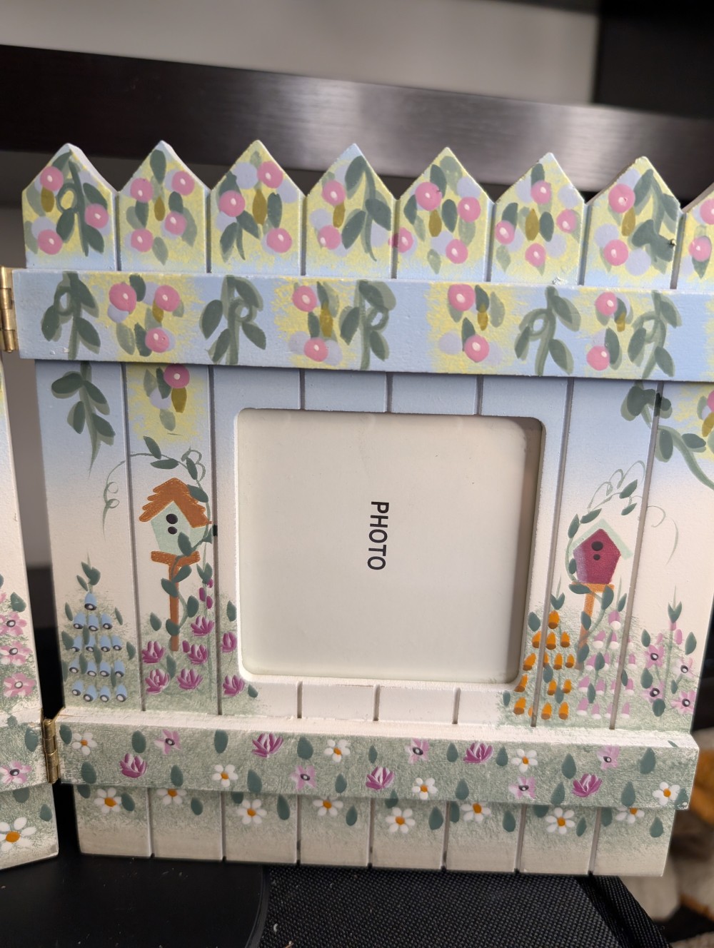 Garden fence double photo frame