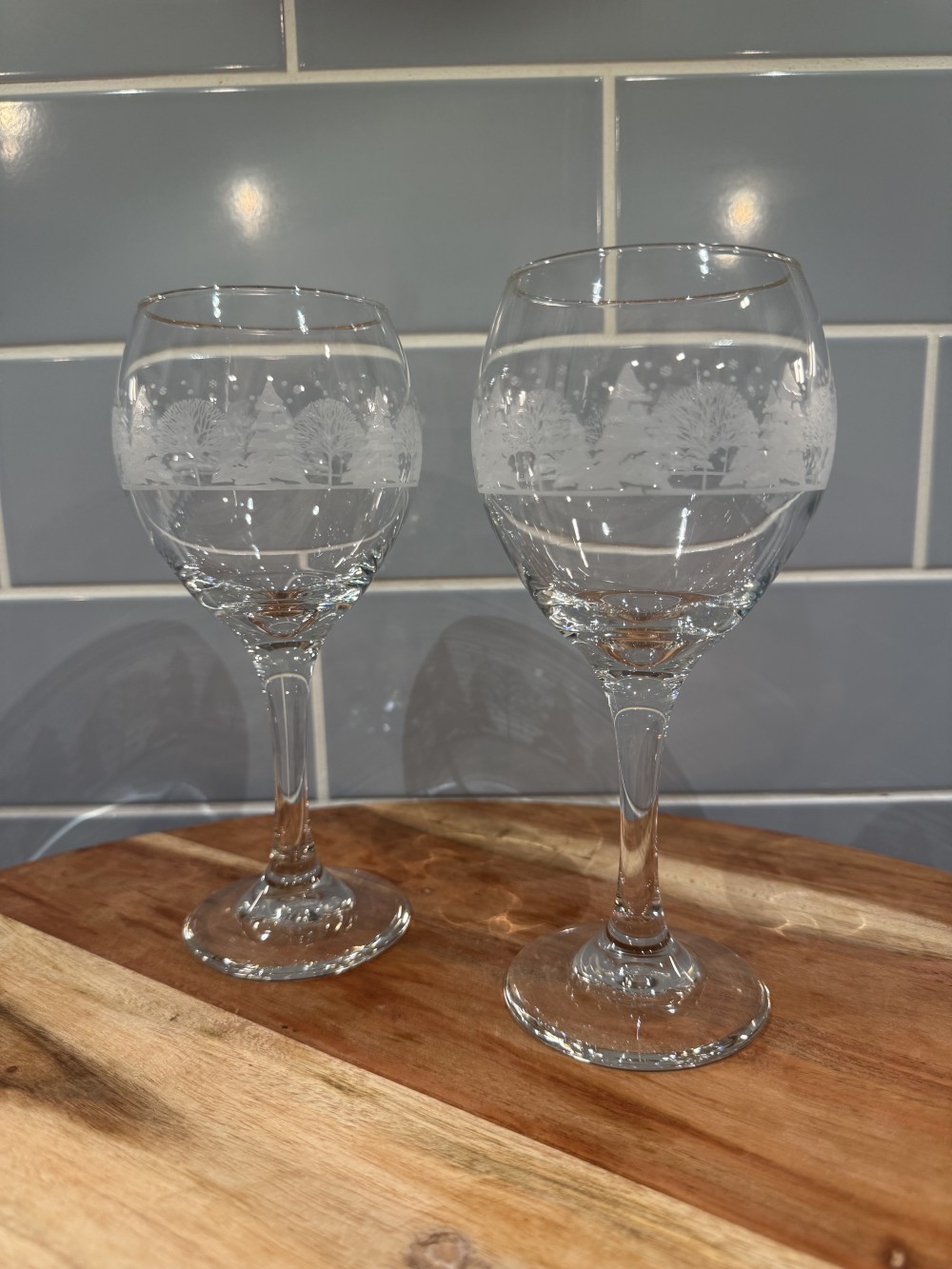 Vintage Libbey Winter Wonderland Etched Wine Glasses - Pair of 2