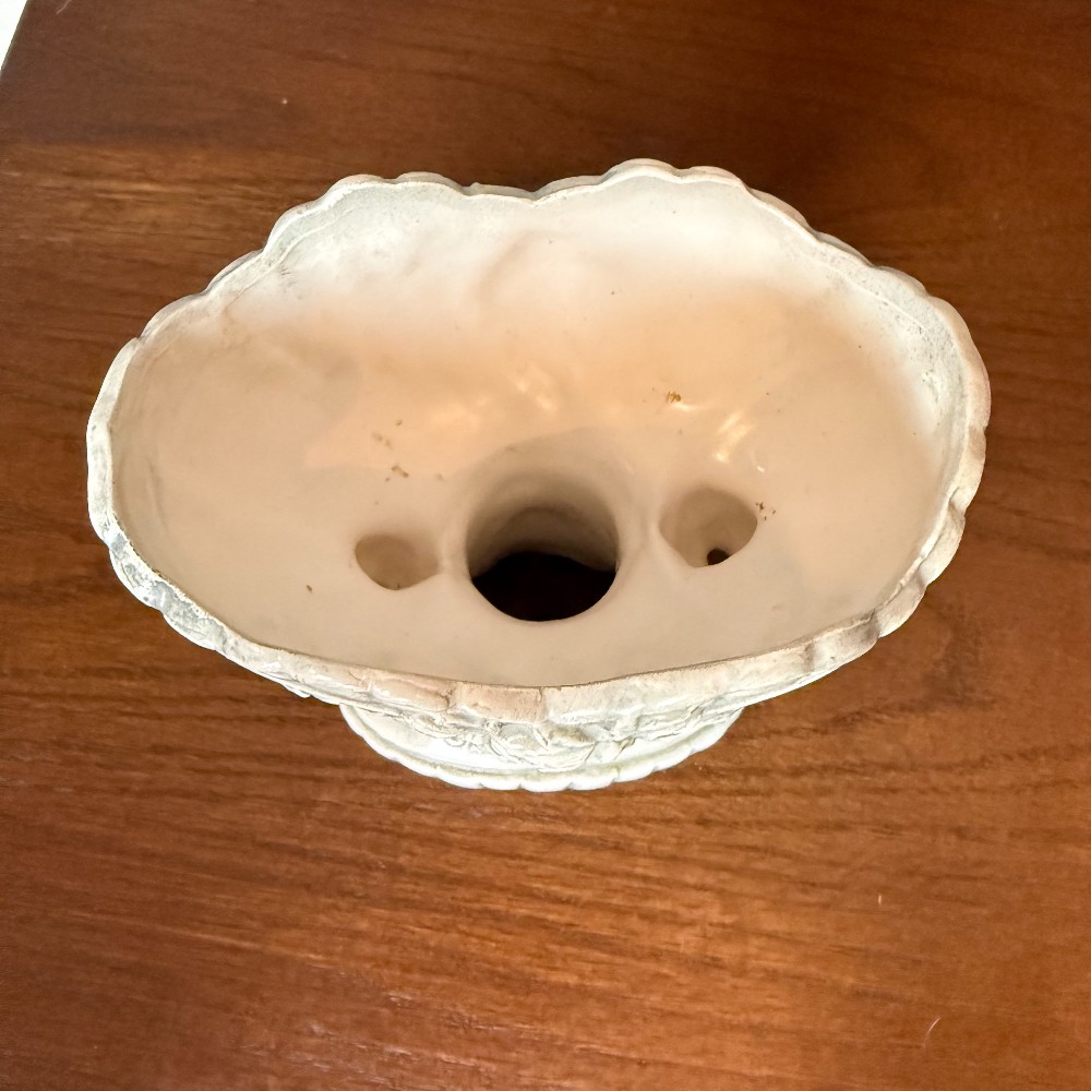 Ardco Cherub Compote Planter, Grapes