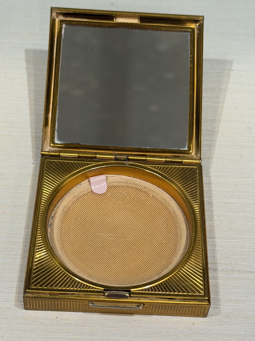 Vintage Gold-Tone Powder Compact