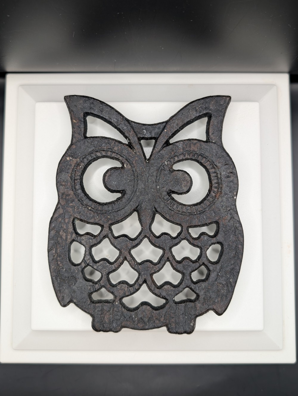 Cast iron Owl trivet