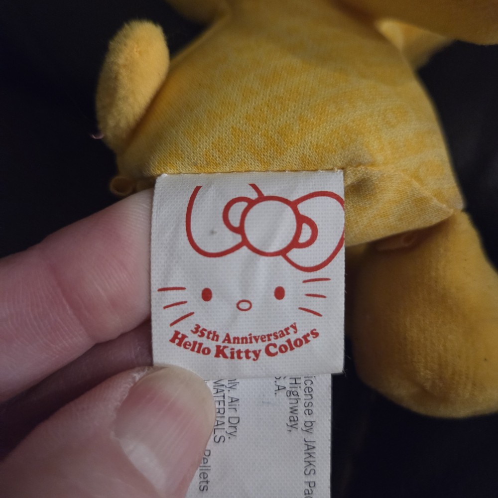 Hello Kitty 35th Anniversary Kitty Colors Plush Yellow