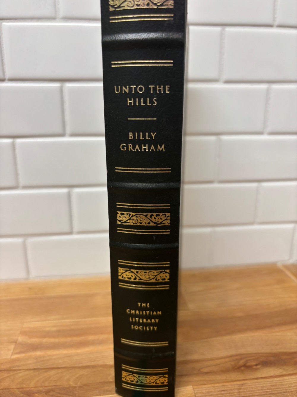 Book Billy Graham Unto the Hills Daily Devotional 1996 Christian Library Society Faux Leather Hardcover
