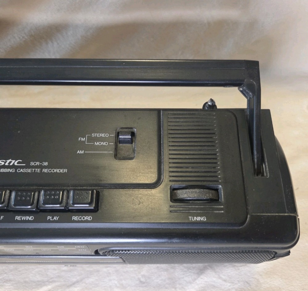 VTG Realistic SCR-8 AM/FM Cassette Player-As Is