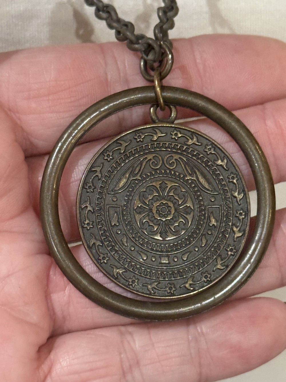 Necklace - Bronze Patterned Medallion & Chain