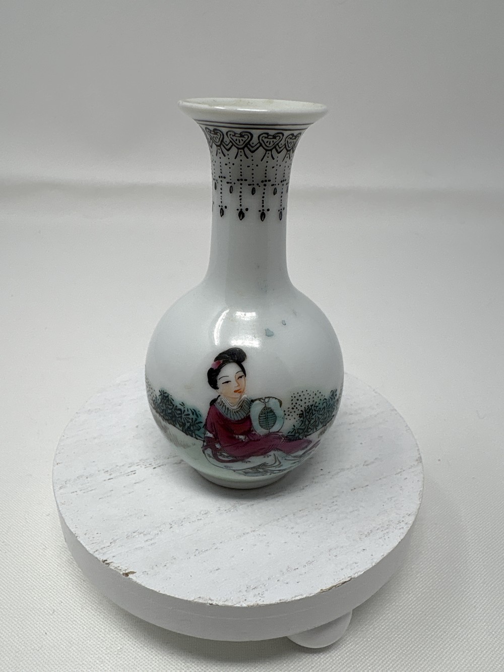 Vintage Miniature Bud Base