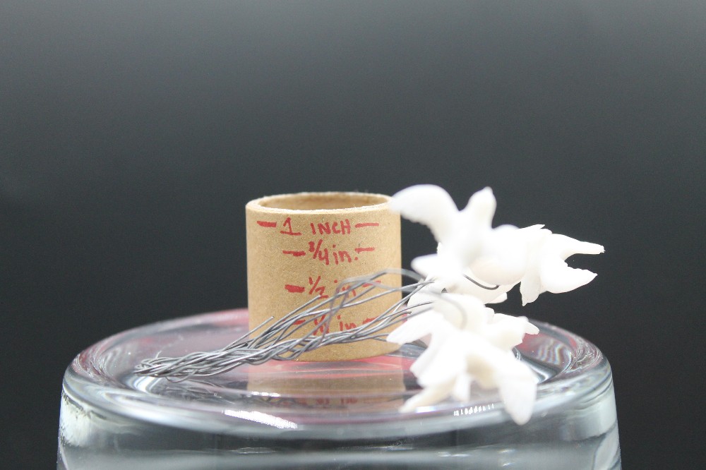 Vtg 1970s mini dove floral picks - wired cluster