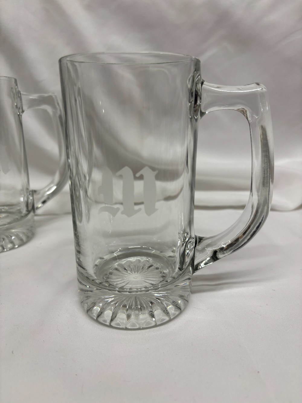 Barware clear glass beer mugs w/etched intial M set 4
