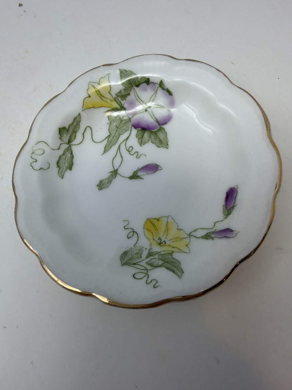 Vtg Porcelain Sweet Pea Butter Pat