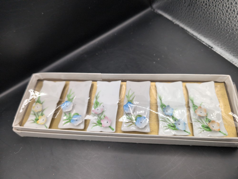 As-is Vintage Shafford's blue/pink porcelain placecard holders