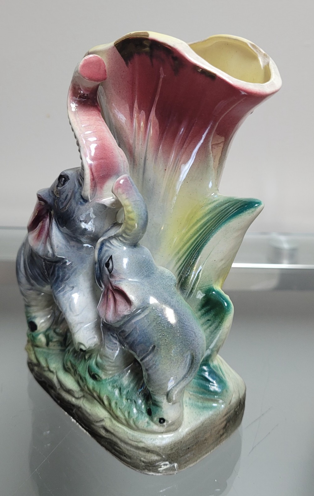 VTG 1950s Lustreware Japan Elephants vase, AS IS