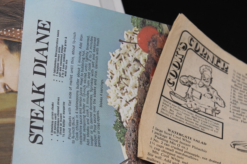 Vtg recipes collection packet