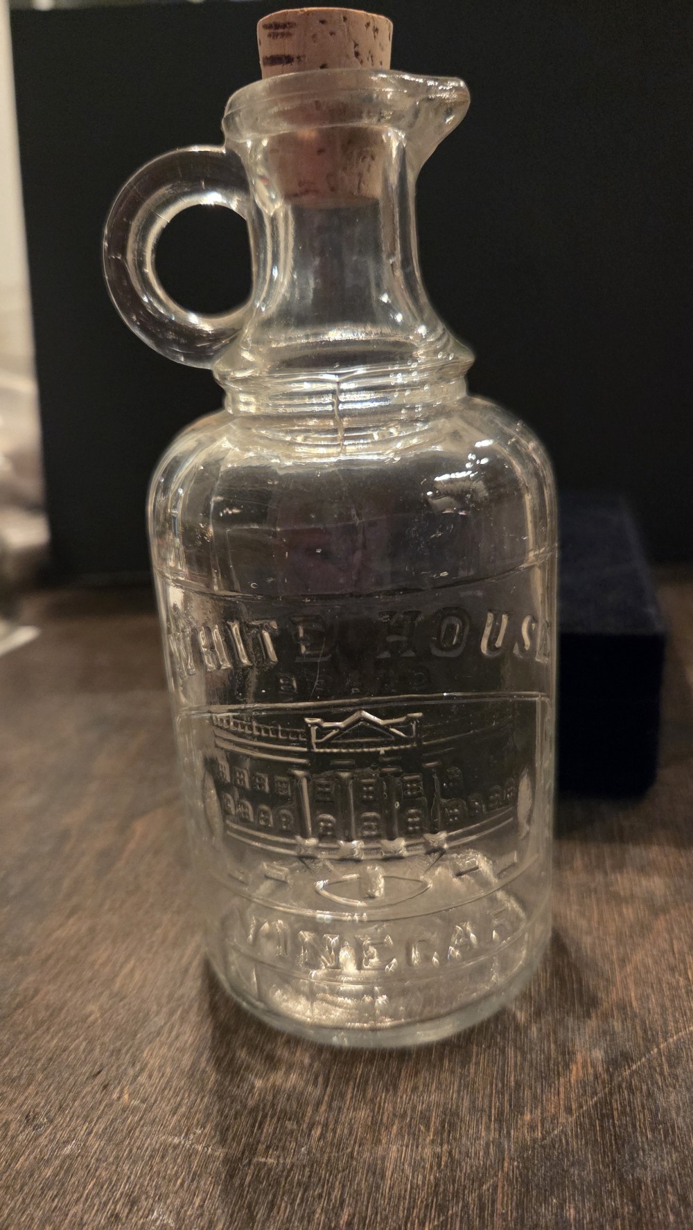 KP-1828 vtg White House vinegar jar