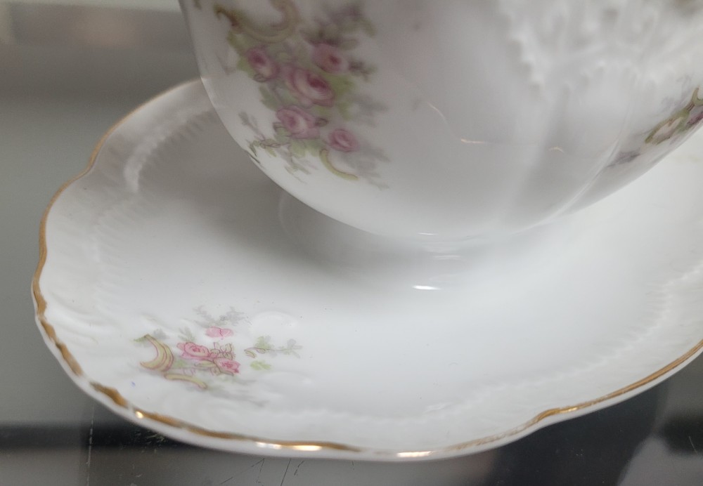 VTG ZS and Co Orleans gravy boat pink roses