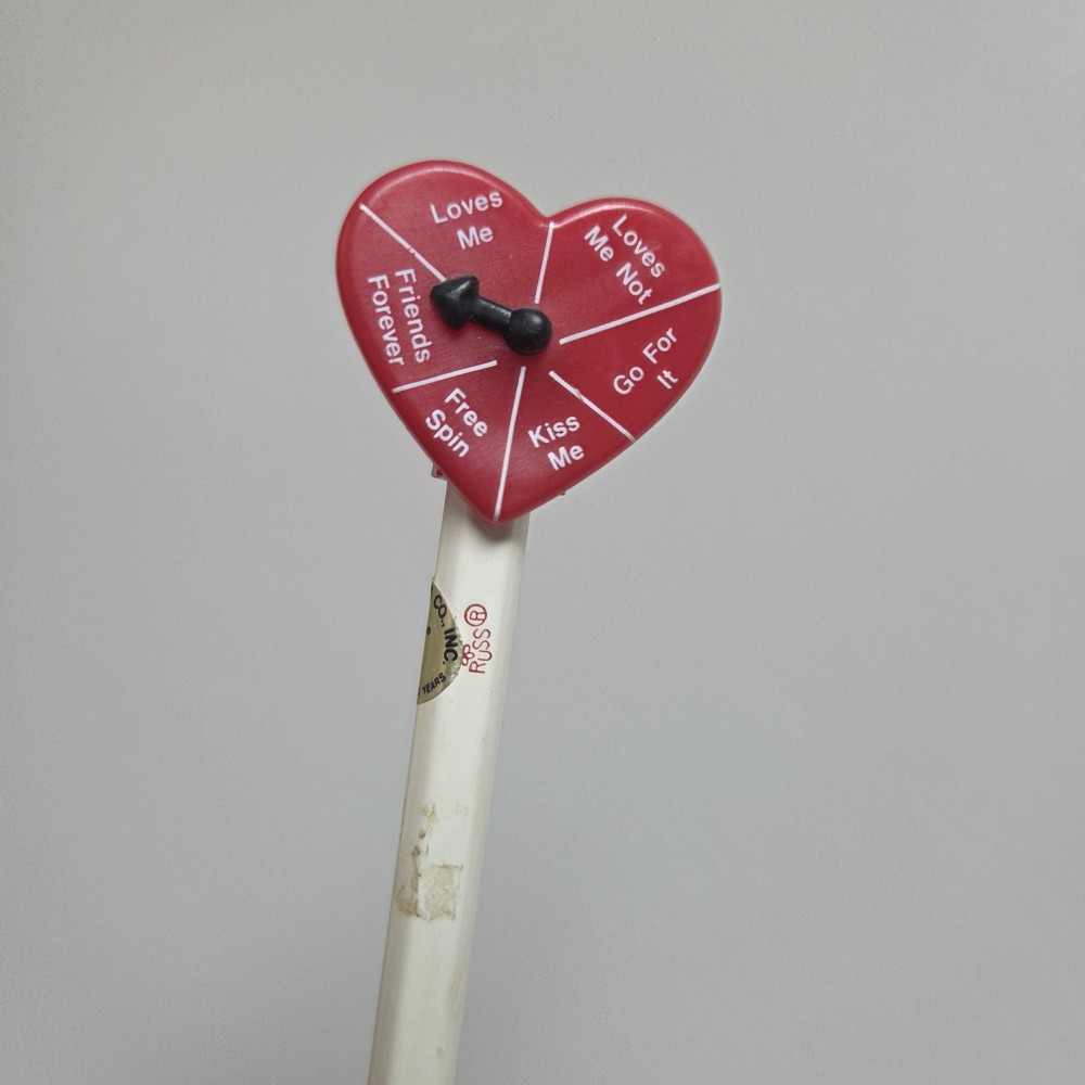 VTG RUSS Valentine Topper Pencil