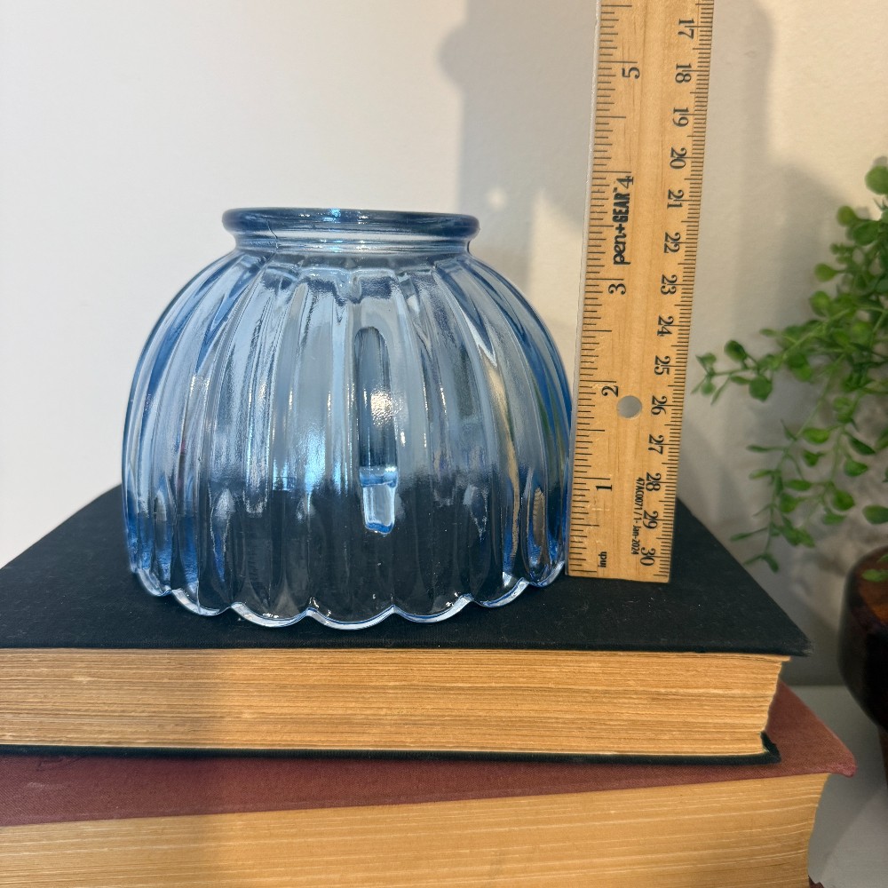 L.E. Smith Blue Ribbed Glass Fairy Lamp Top