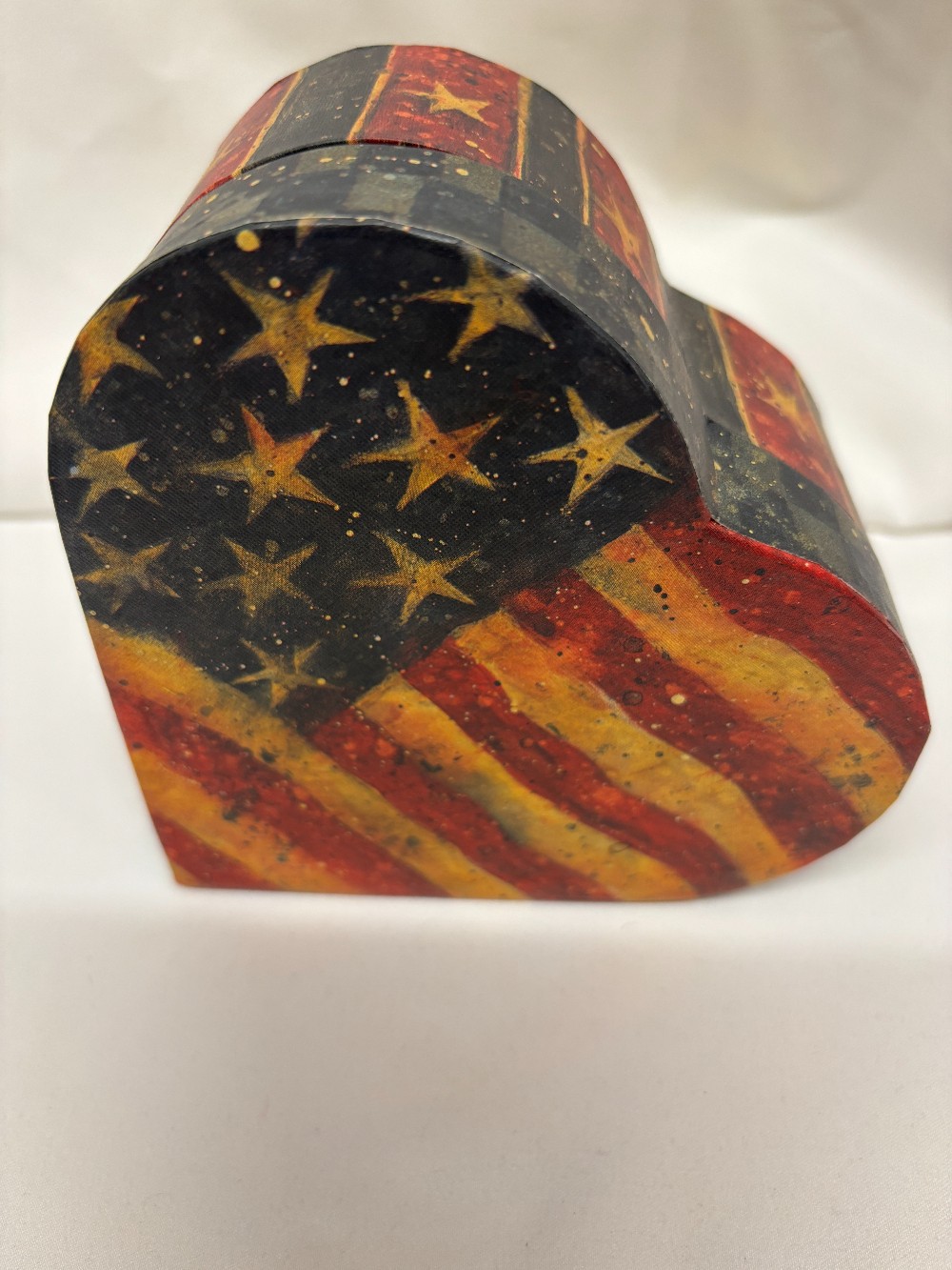 4th of July Bob's Boxes heart box Susan A. Winget