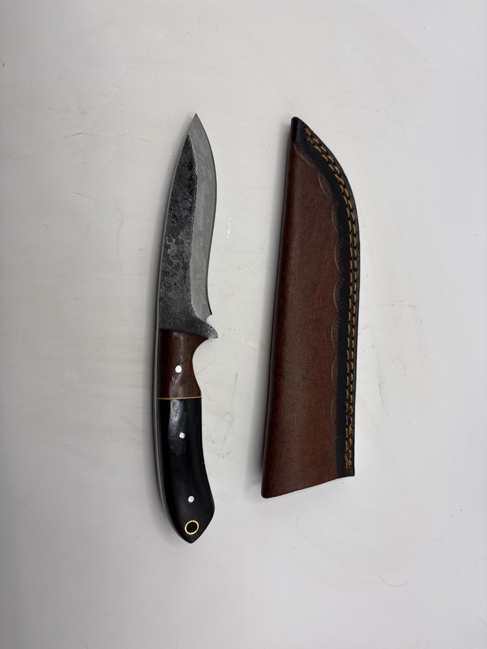 Handmade Knife  approx. 8 inch Fixed Blade Black and Brown Handle New w/case