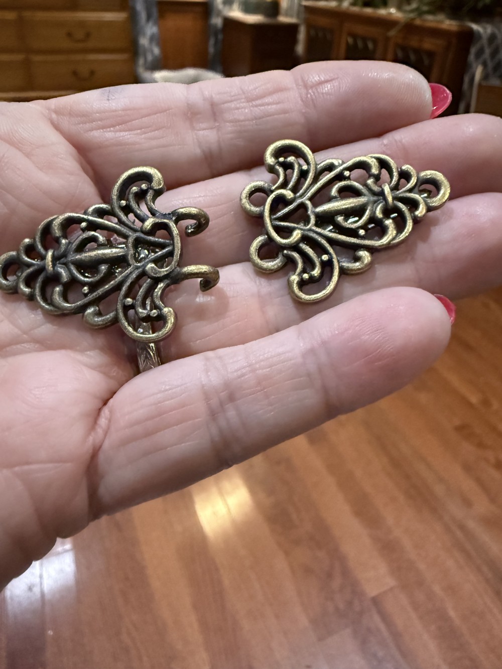 Sweater Clip, Cloak Clip, Dress Clip: Filigree Triangle