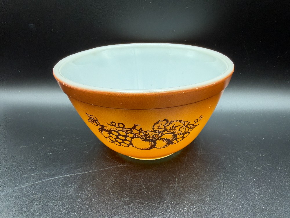 Pyrex Old Orchard 401 Nesting Bowl