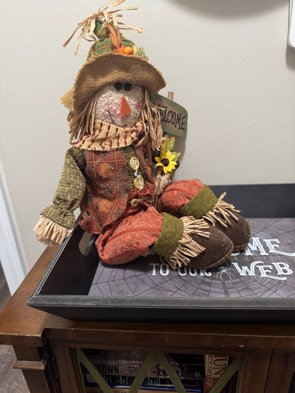 SCARECROW, WELCOME FALL DECOR