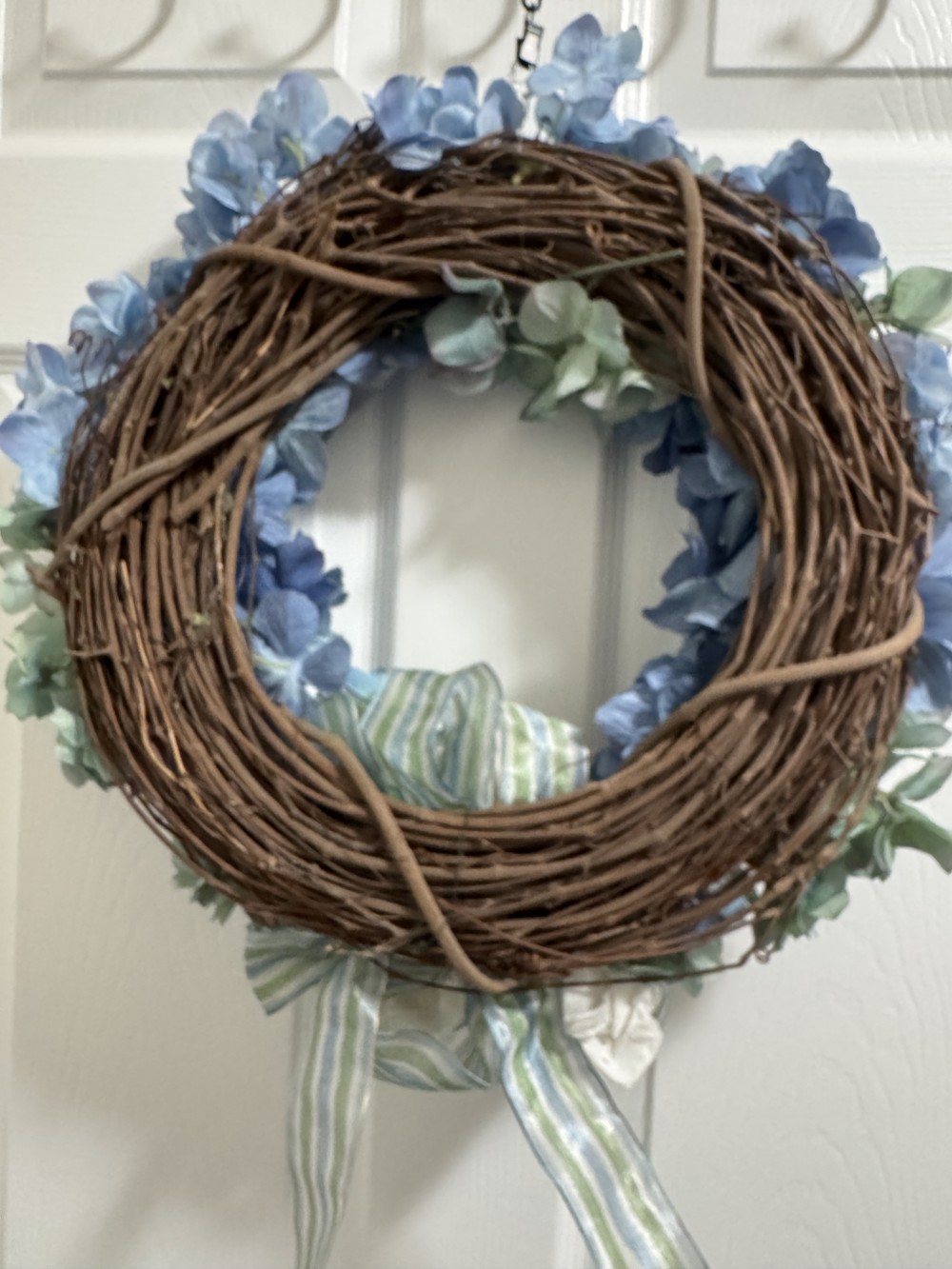 BLUE HYDRANGIA WREATH