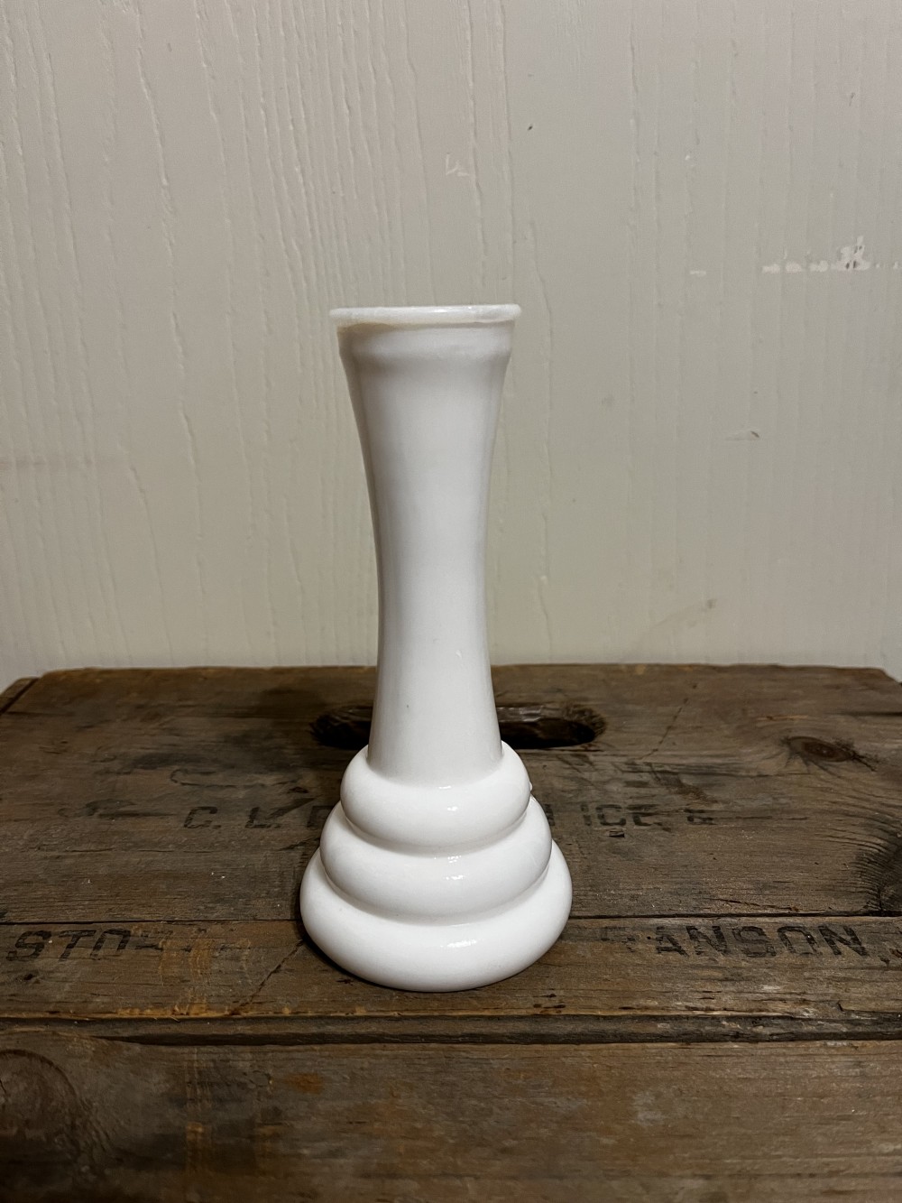 Vtg Randall milk glass vase (fire ring)